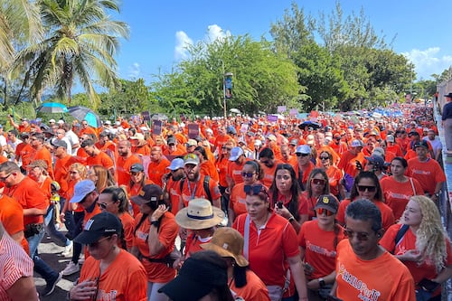 Línea PAS recibió 45,000 llamadas en época de huracanes y Salud reporta 162 suicidios