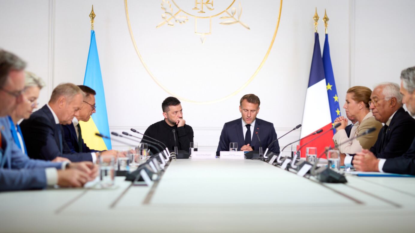 Países se comprometen con al seguridad de Ucrania.