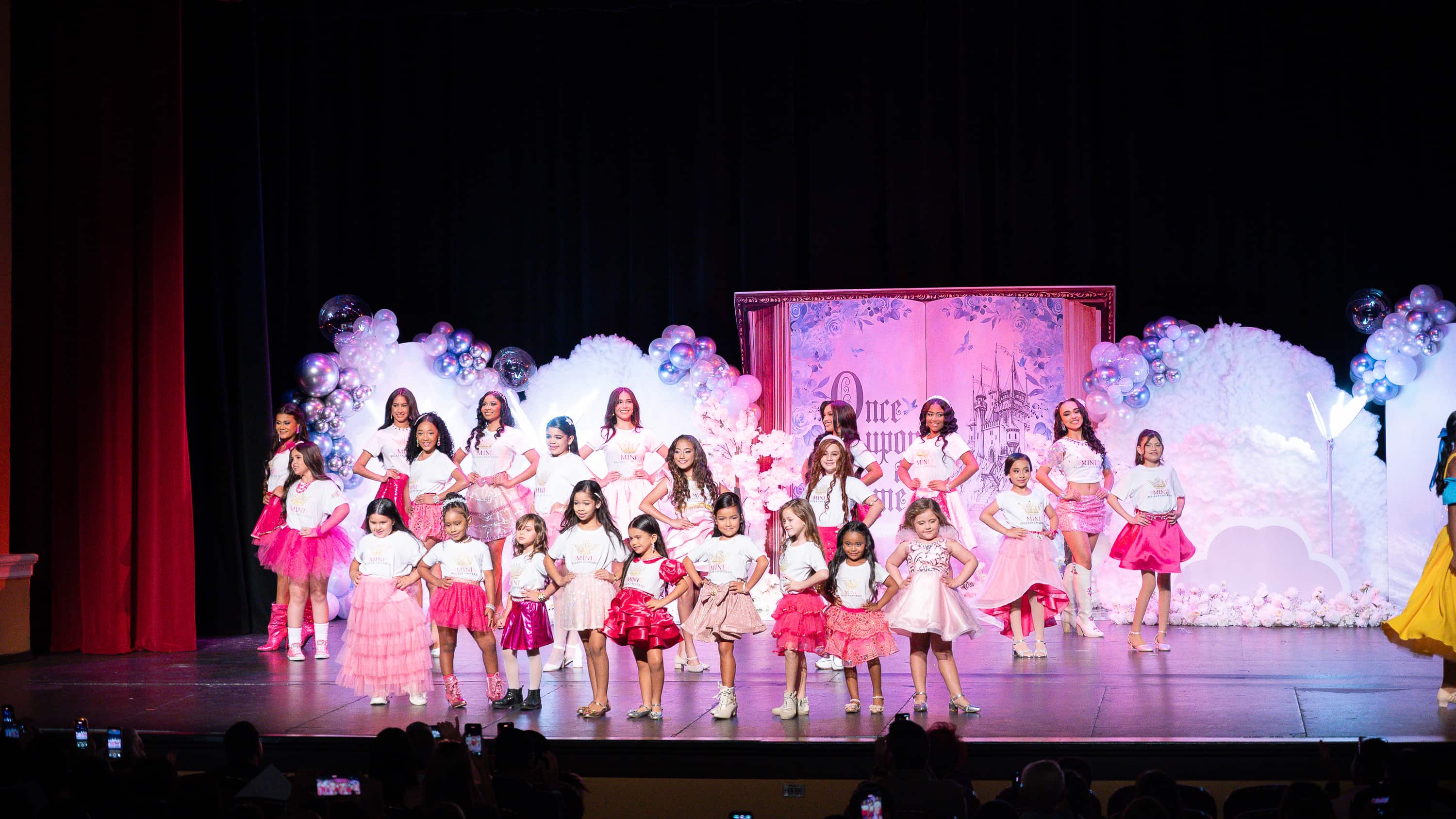 Mini Belleza Universo.