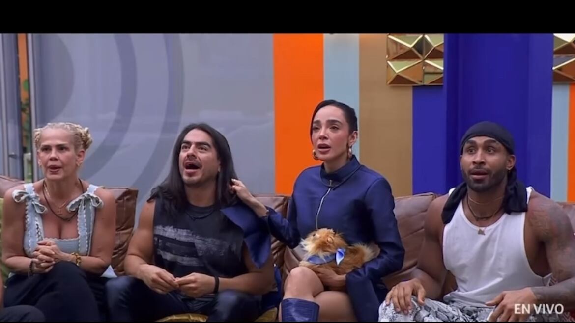 Cuarto Agua de "LCDLF All Stars"; Niurka, "Rey Grupero", Manelyk y "Caramelo".