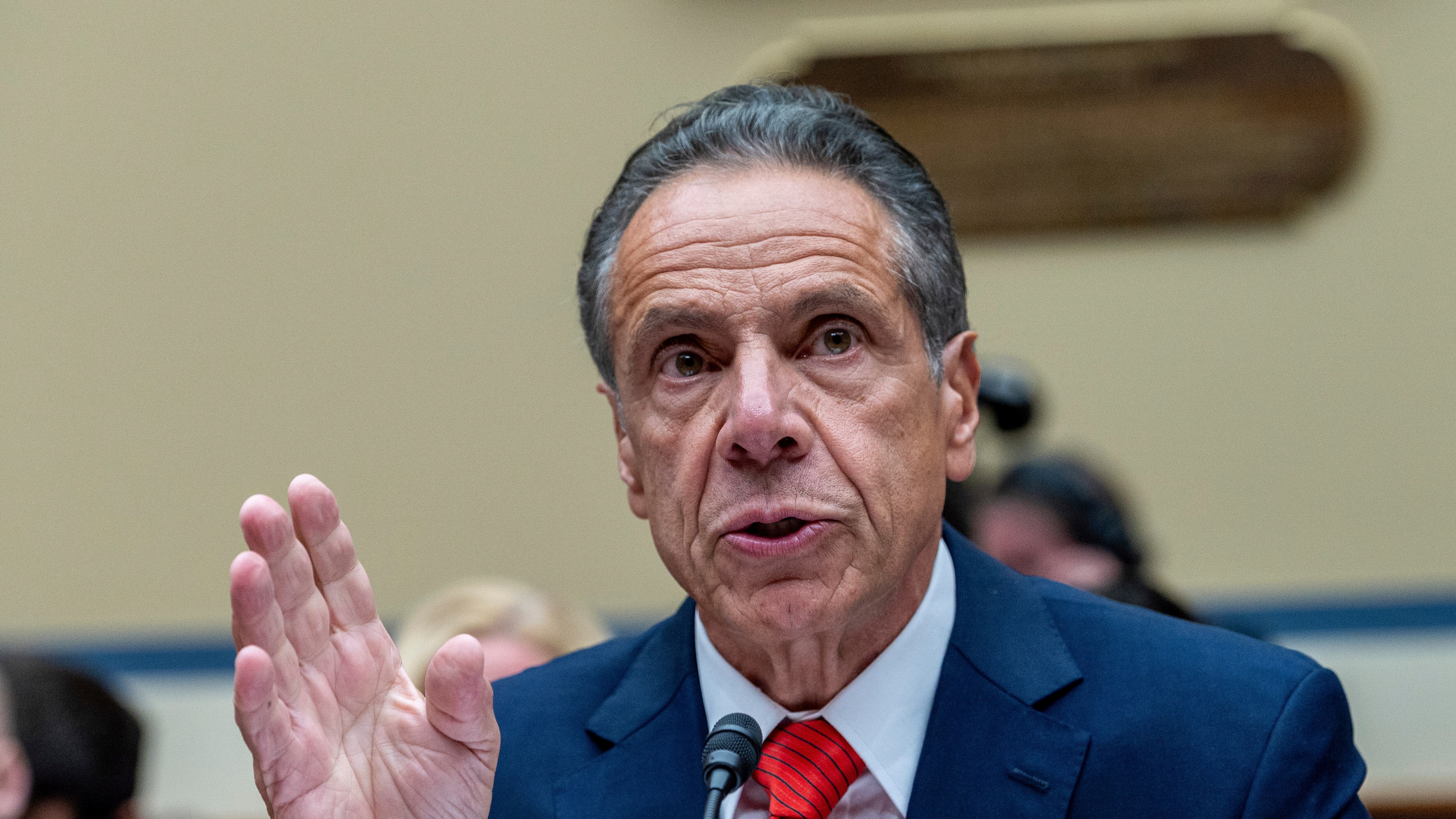 Exgobernador Andrew Cuomo lanza regreso político con postulación a alcaldía de Nueva York