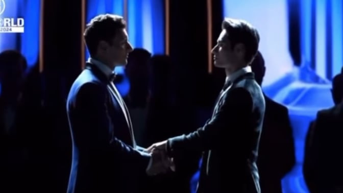 Sus compañeros celebraron el triunfo