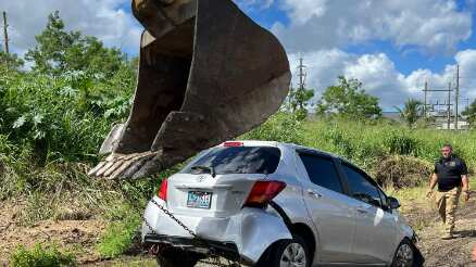 El auto de Leila Sierra fue rescatado por las autoridades la misma noche del incidente.