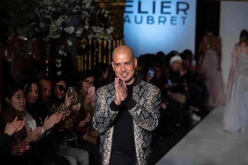 Reconocido diseñador presenta su colección “Lucent” y rinde homenaje a los meteorólogos de Puerto Rico en el Puerto Rico Fashion Week