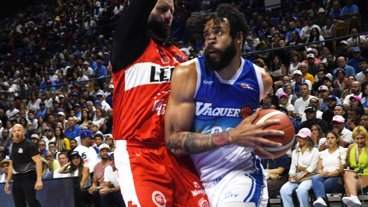 Los Vaqueros de Bayamón ganaron el primer partido de la serie.