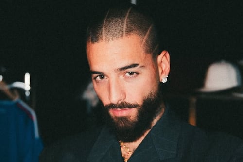 Así celebró Maluma su cumpleaños número 32, trajo cambio de look incluido