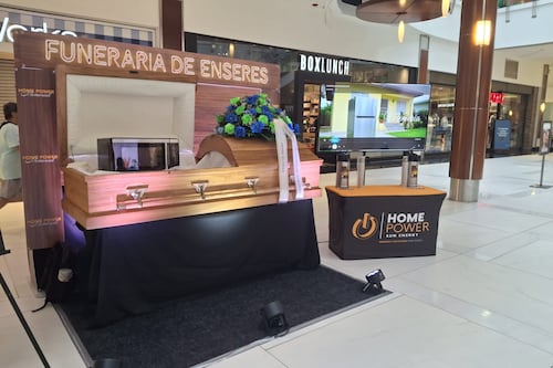 “Ni un enser querido más”: Home Power lanza campaña que mezcla realidad y humor ante apagones constantes