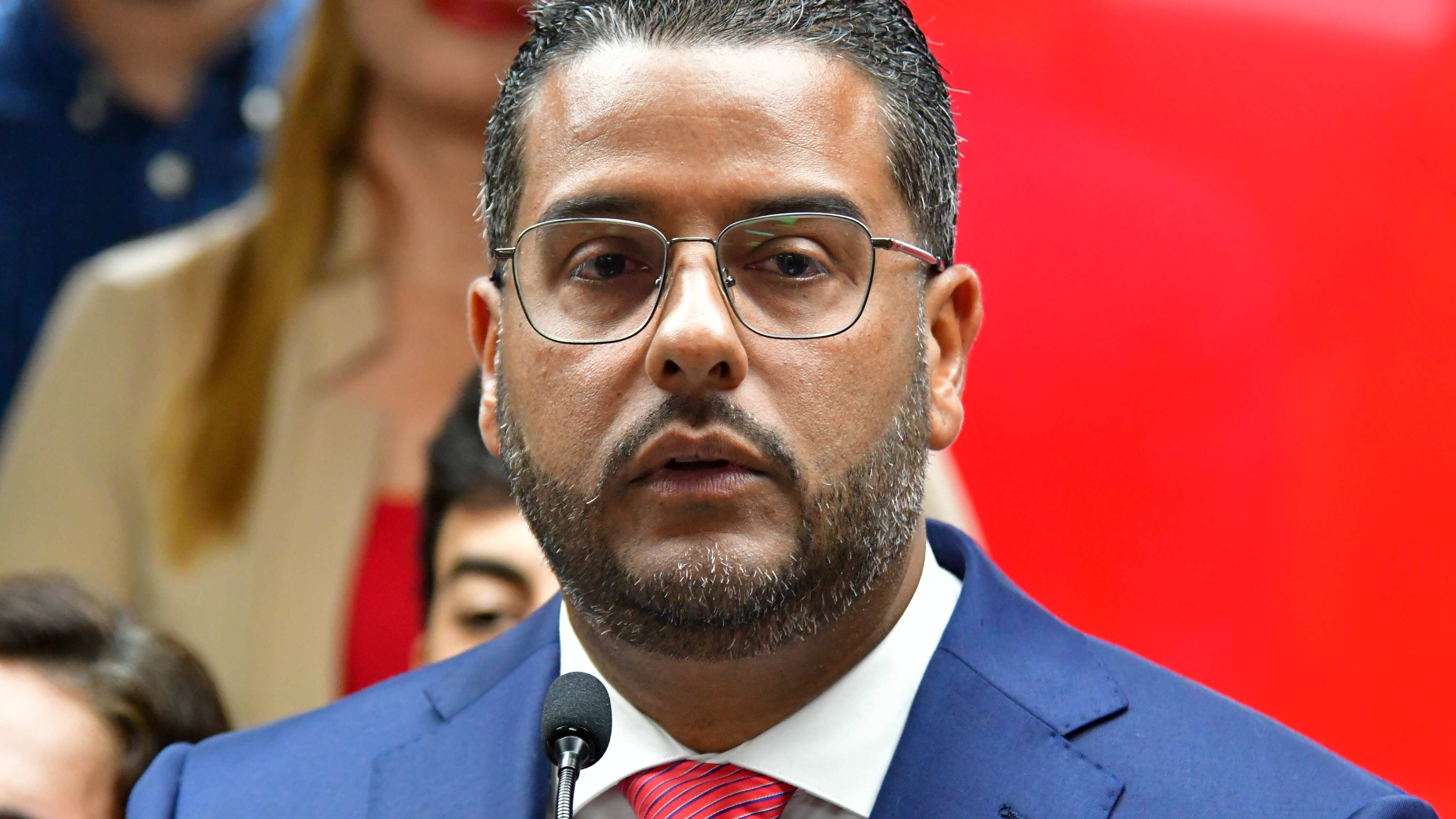 Jesus Manuel Ortiz, Presidente PPD y pre candidato a la gobernación por el PPD