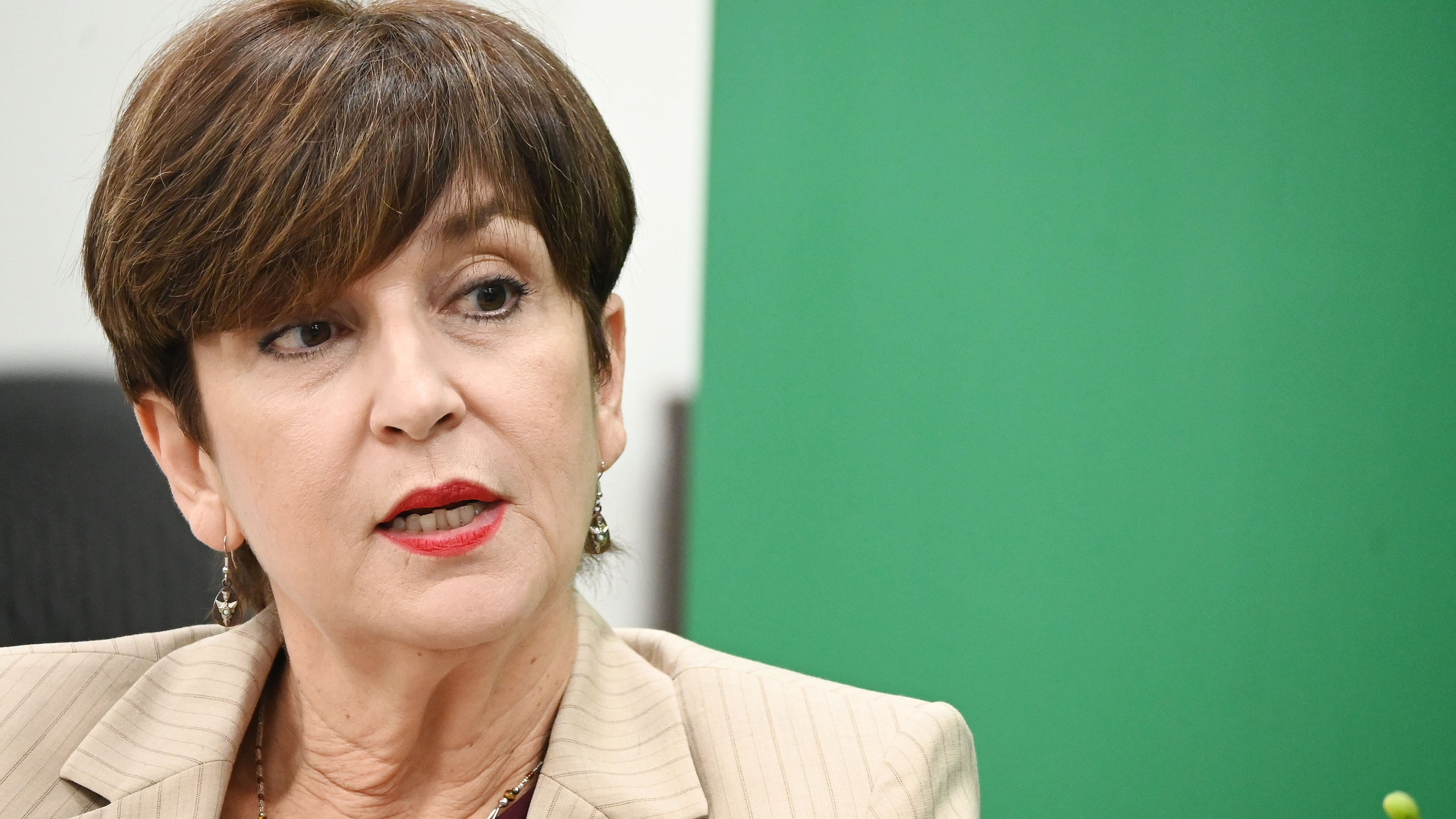 La Dra. Zayira Jordán Conde, Presidenta de la UPR.  Entrevista Punto por Punto.