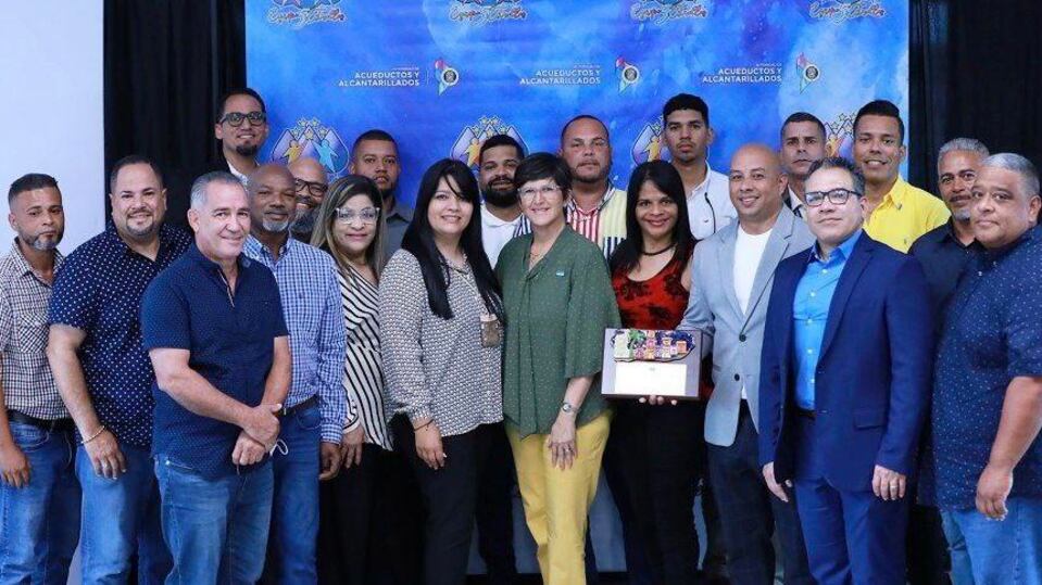 Reconocen a empleados destacados en la AAA