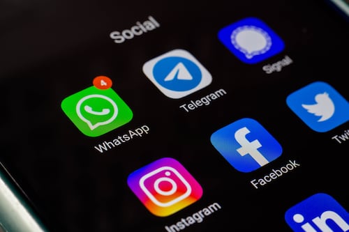 WhatsApp quiere integrar función popular de Instagram y Twitter para dar un salto definitivo a las redes sociales