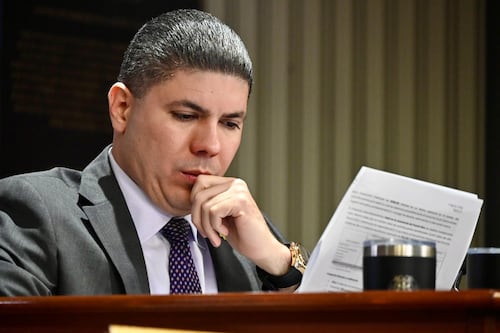 Presionan por la reforma contributiva y exigen números al gobierno de Jenniffer González