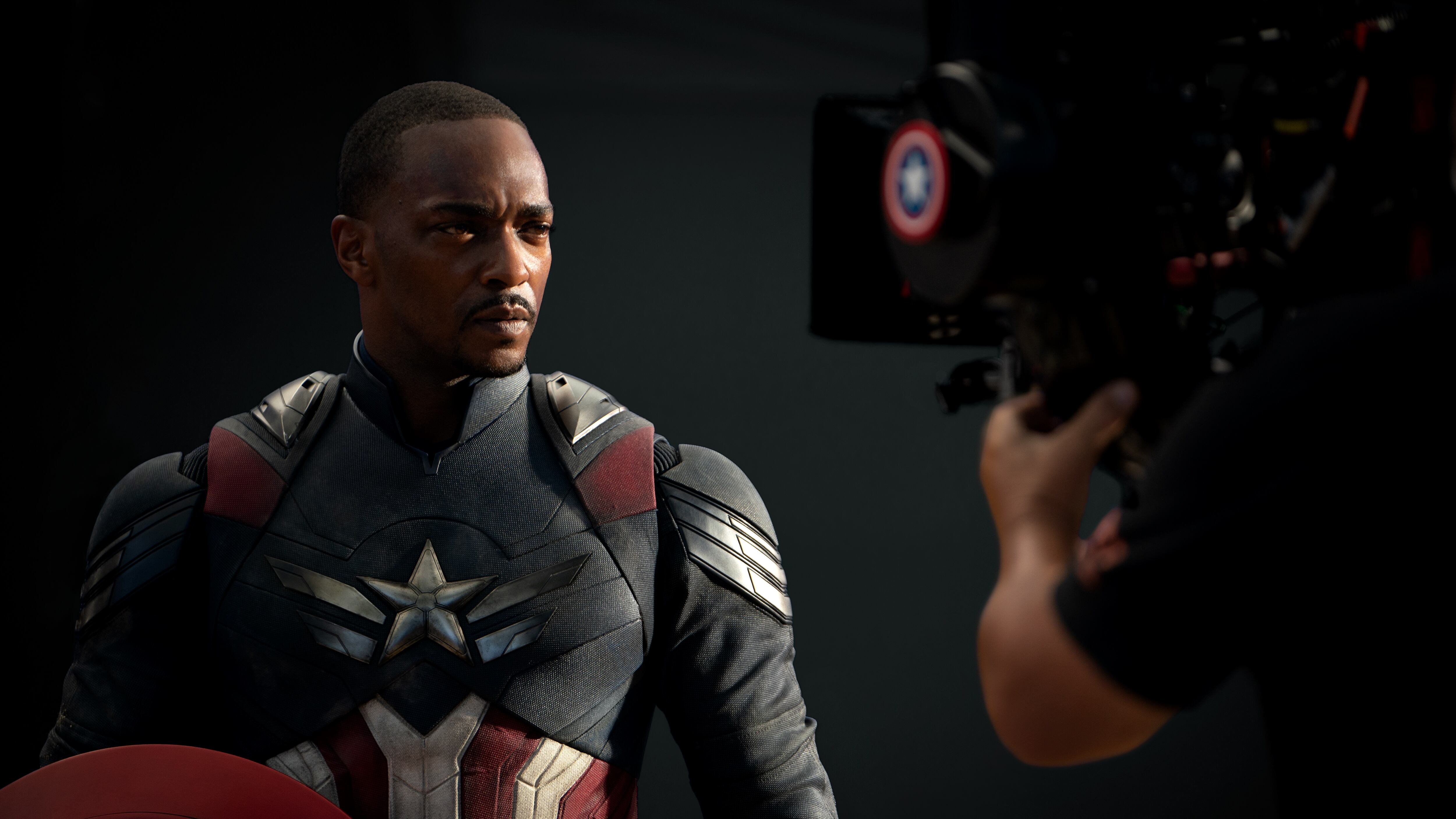 Julius Onah, director de Capitán América: Un nuevo nundo, presentará la historia de Sam Wilson
