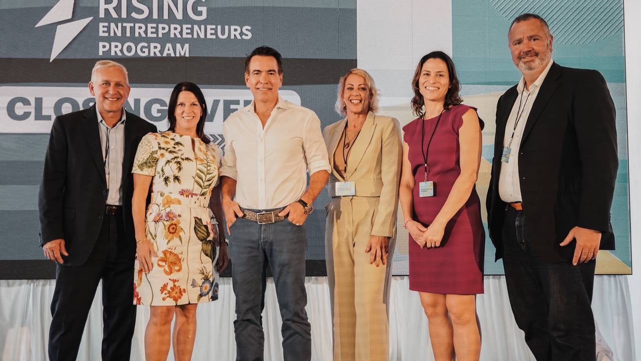 La fundación eligió a los startups locales Tasty Smart, Barras y Piezas Rush, con un primer premio de $50 mil y a las empresas Guariké y Seed, con un premio especial de $15 mil por las categorías de Impacto Social y Exportación, respectivamente.