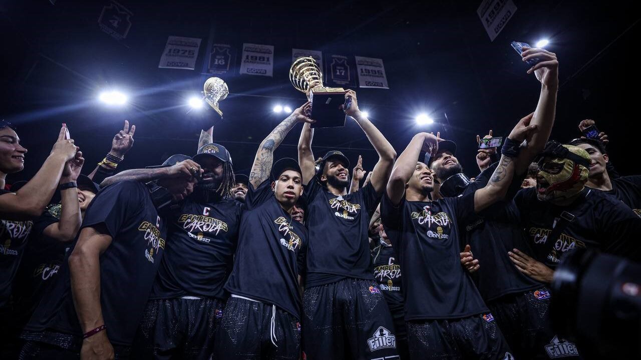 Gigantes de Carolinas campeones 2023