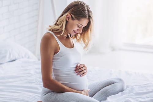 Estudio confirma que dosis de hierro intravenoso reducen la anemia materna