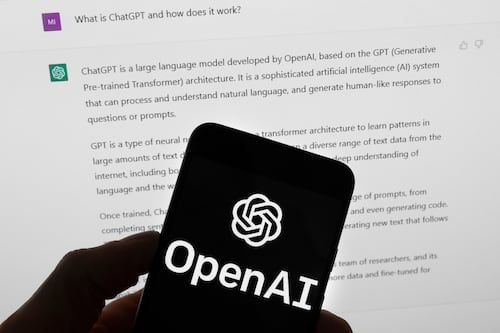 ChatGPT incluirá anuncios: OpenAI lleva la publicidad a sus versiones Gratuita y GO