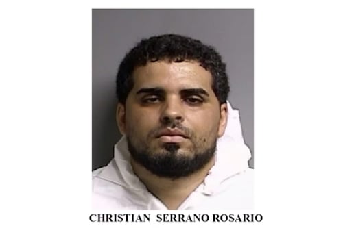 Causa para juicio contra hombre que mató a su hijo de cinco años en Caguas