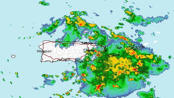 Onda tropical se aleja pero continuará provocando lluvias y tormentas eléctricas.