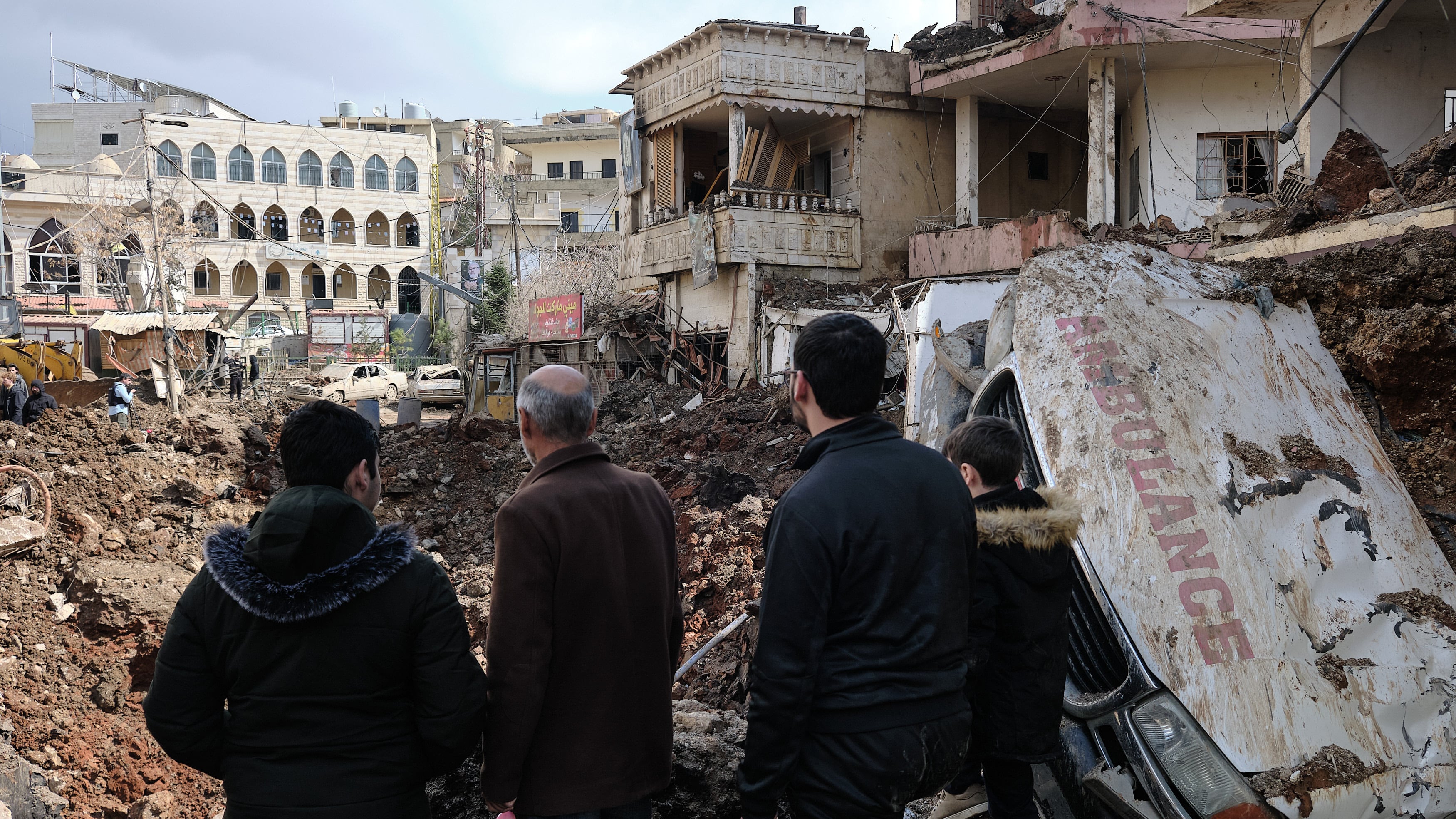 Imagen del 7 de marzo de 2026 de los daños provocados por un bombardeo israelí en Líbano. EFE/ Edgar Gutiérrez