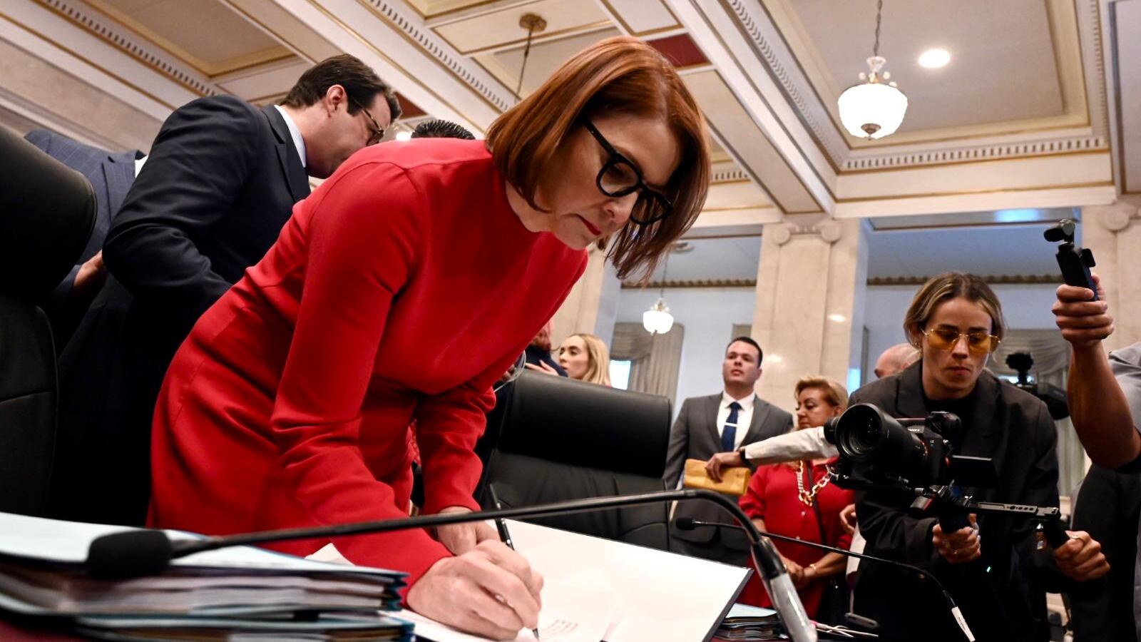 La secretaria designada del Departamento de Estado en la Comisión Total del Senado.