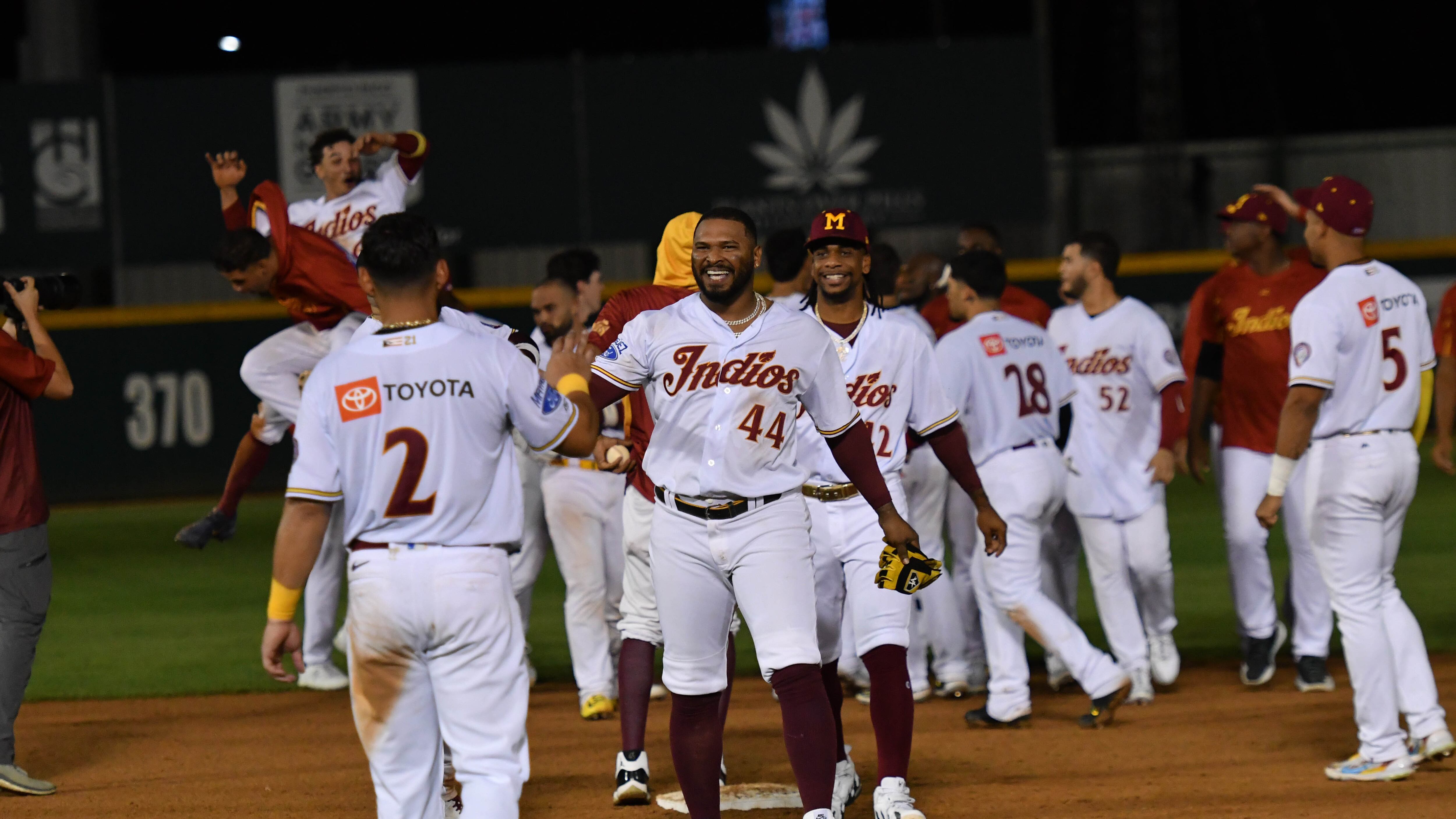 Indios de Mayagüez.