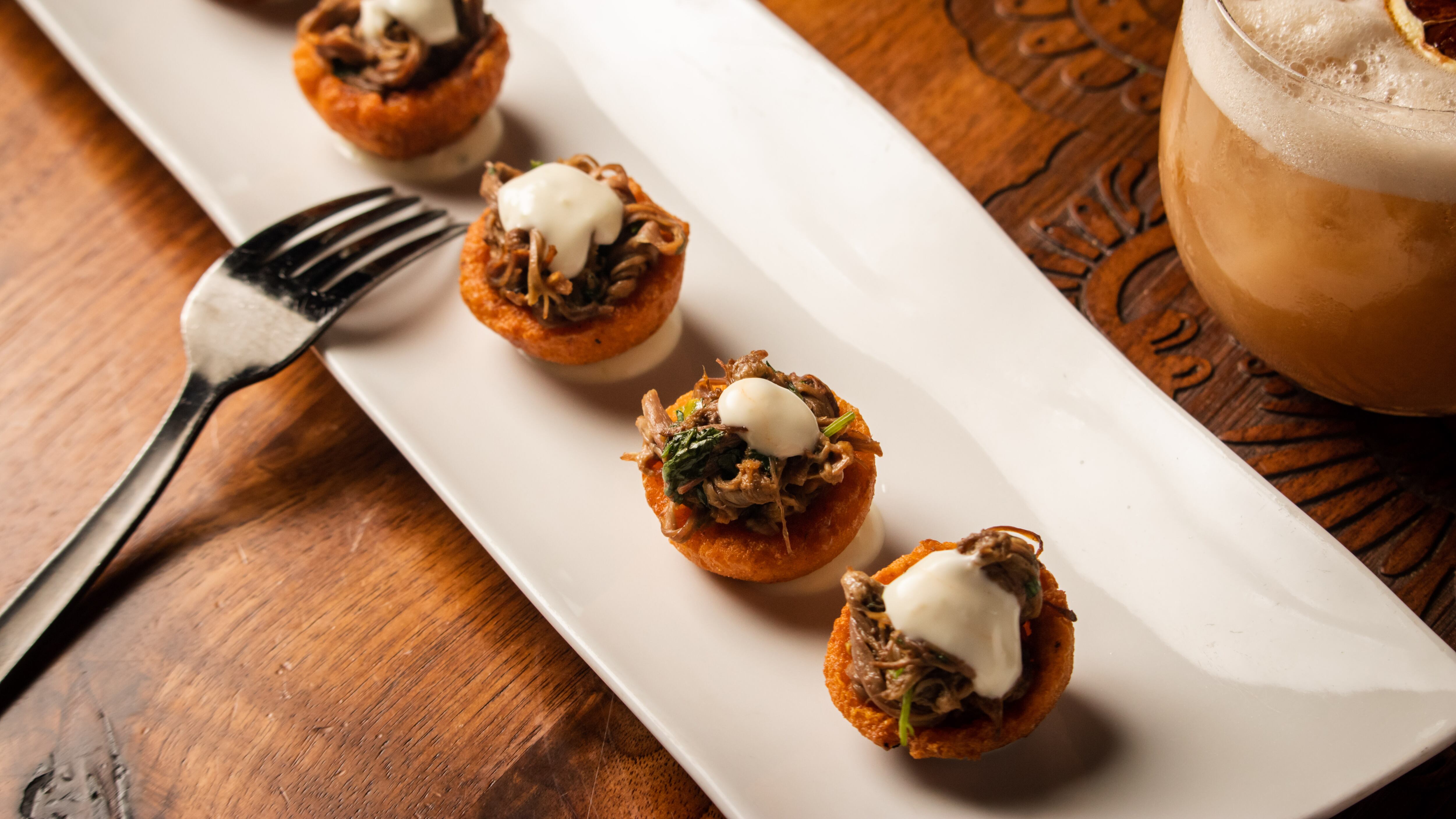 La Central by Mario Pagán lanza “La Central Social Club” y celebra el Día Internacional del Ron junto a Casa Bacardí