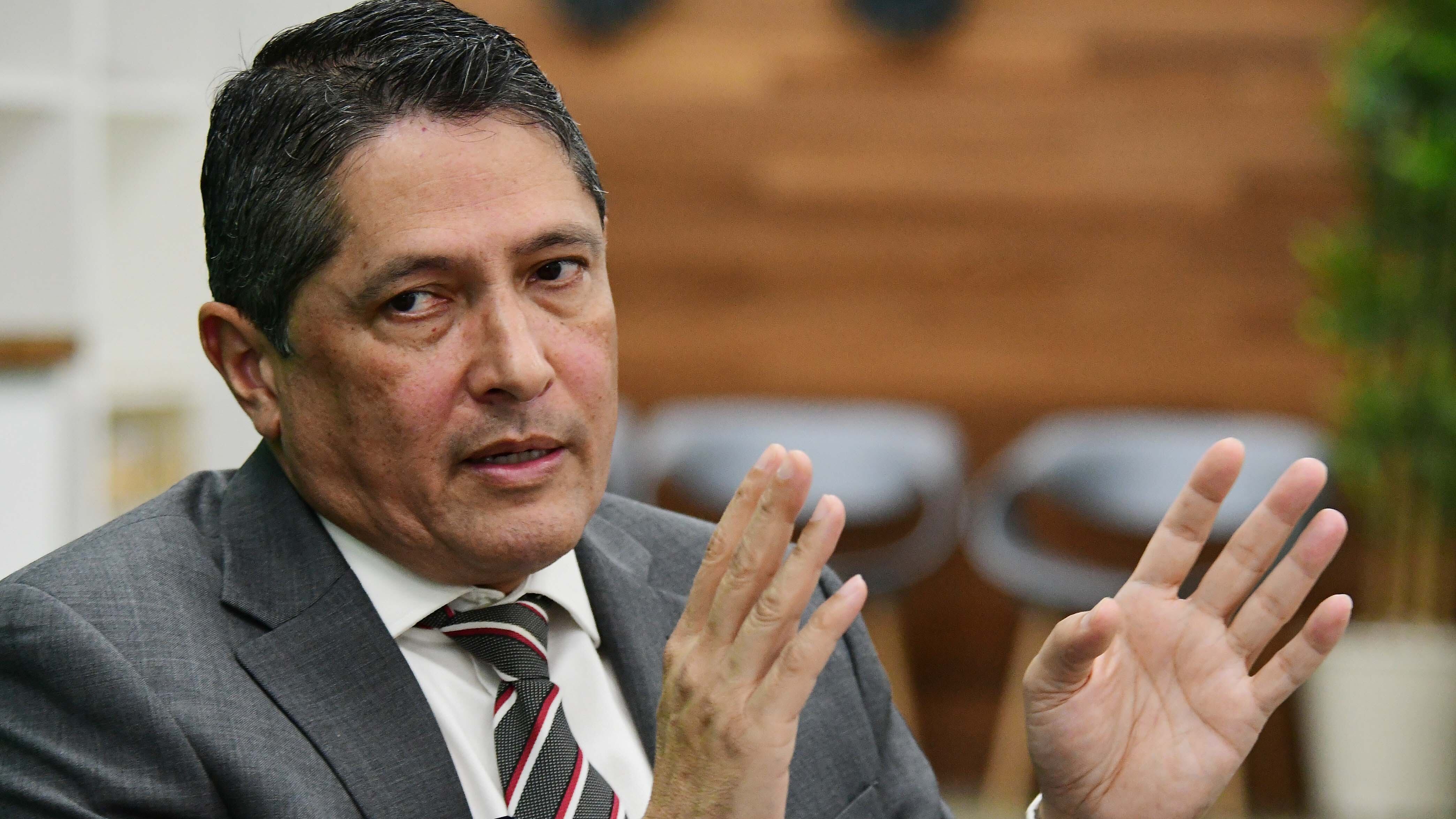 Walter Velez, Contralor Electoral