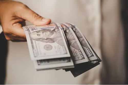 Investigan fraude a septuagenario en Carolina