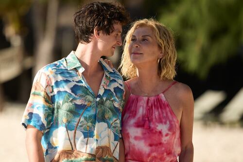 ¿De qué trata ‘Luna de miel con mamá’? La película es de las más vistas en Netflix actualmente