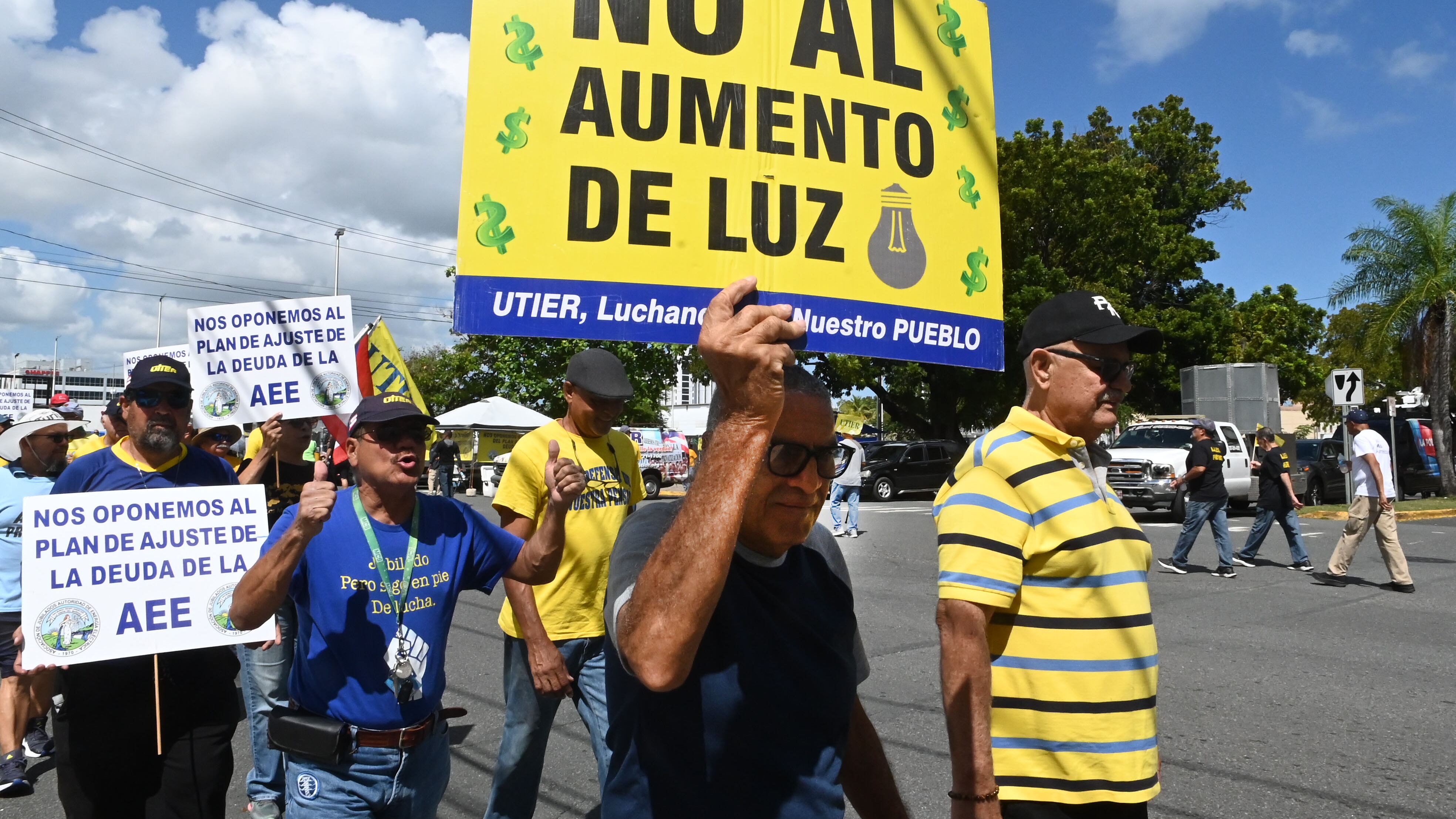 Protesta frente al Tribunal Federal.En contra de la Reestructuració