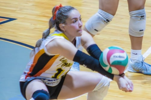 Amazónicas forzaron quinto juego tras vencer a las Cangrejeras en la final de COPUVO