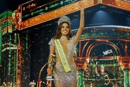 Luciana Fuster de Perú gana Miss Grand International 2023