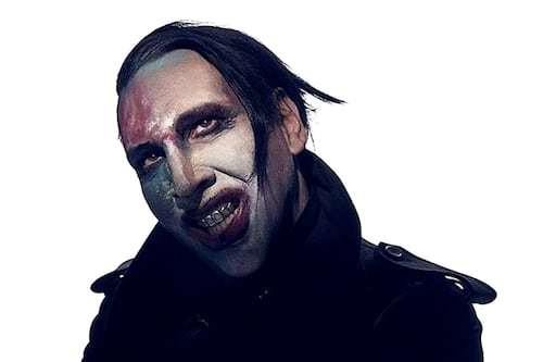 Marilyn Manson perdido en la oscuridad: amenazas, acusaciones y depresión