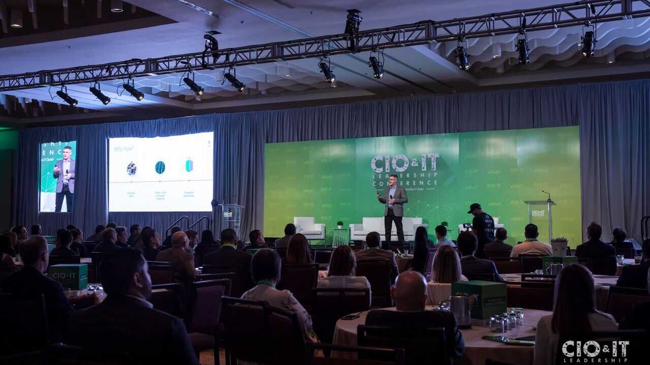 Lista para reunirse nuevamente la industria de la informática