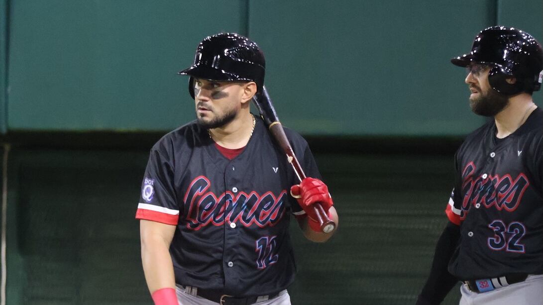 Reymond Fuentes, de los Leones de Patillas.