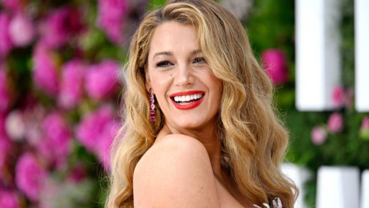 Reviven entrevista de Blake Lively donde utiliza repetidamente un insulto transgénero