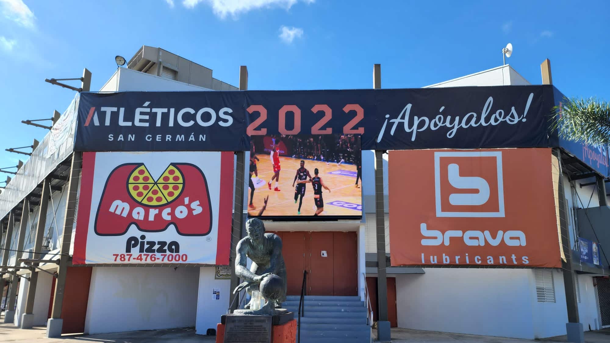 Atléticos de San Germán en el Coliseo Arquelio Torres.