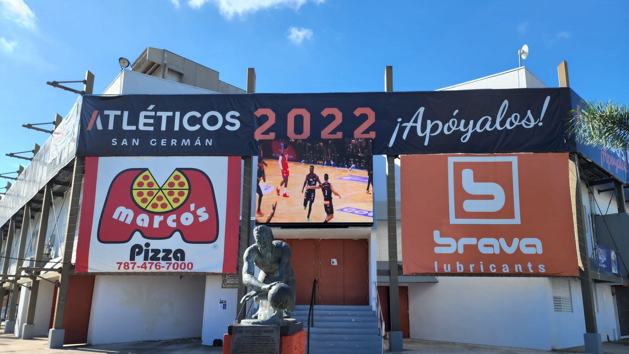 Atléticos de San Germán en el Coliseo Arquelio Torres.