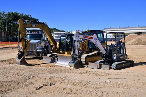 Inicia construcción de sistema de baterías en Vega Baja para reducir apagones y costos de energía