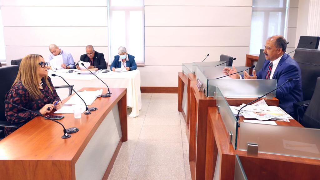 Vista Comisioìn de Gobierno