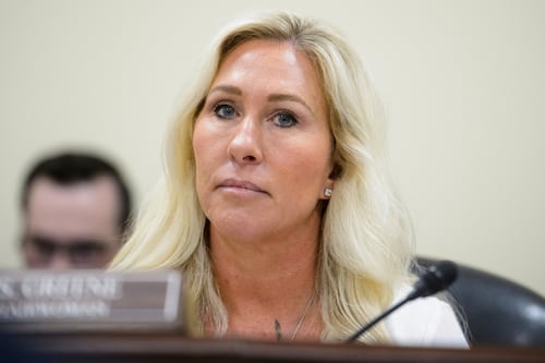 Representante republicana Marjorie Taylor Greene anuncia su renuncia para el 2026 tras disputa con Trump