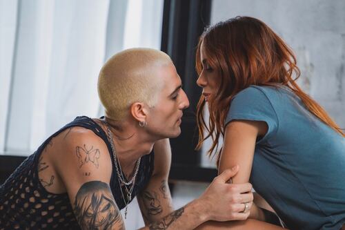 Anitta estrena sencillo sobre relaciones complicadas