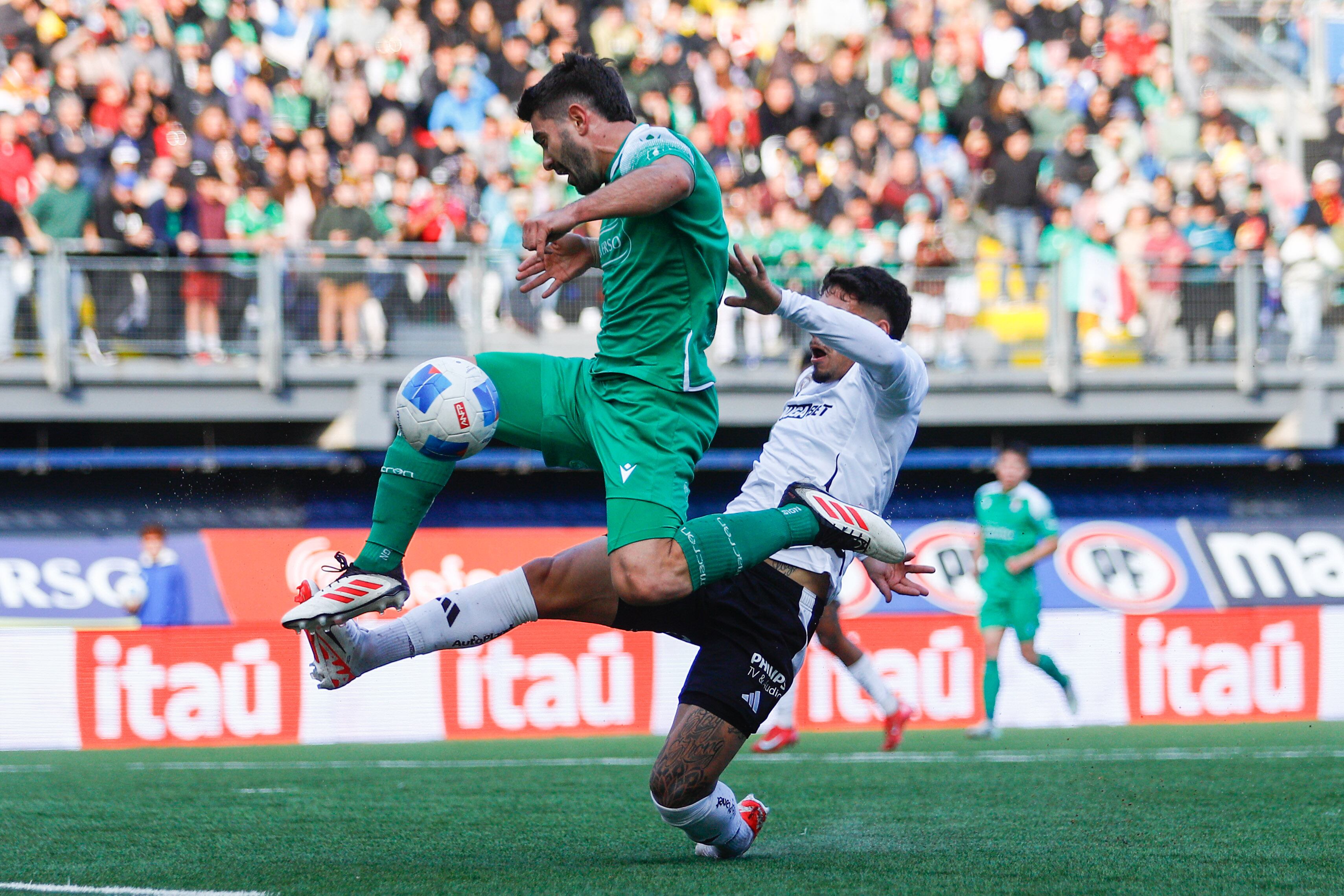 22 DE JUNIO 2025 / LA FLORIDA
Se disputa el encuentro entre Audax Italiano y Colo coló en el marco de la fecha 15 del campeonato nacional Liga de Primera Itau, desde el Estadio Bicentenario de La Florida.
FOTO: LUKAS SOLIS / AGENCIAUNO