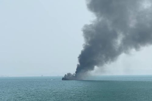 Submarino de Estados Unidos hunde buque de guerra de Irán