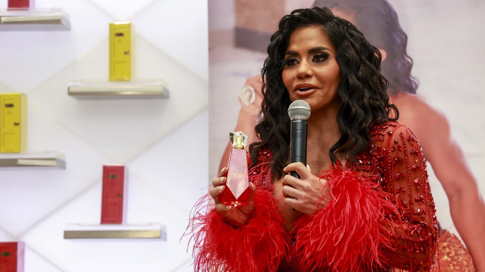 Huracán Latino, Mami Pily y Voto Perdido: Maripily lanza nueva colección de perfumes