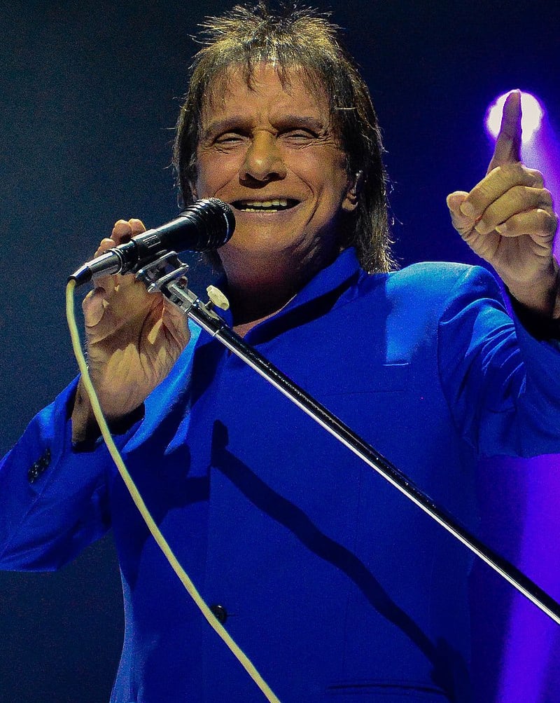 El menor de cuatro hermanos, el cantante Roberto Carlos terminó convirtiéndose en una de las figuras de la música más populares de las últimas décadas en el continente americano. Foto: Roberto Carlos Oficial.