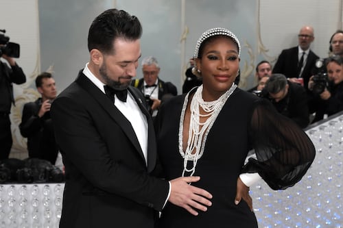 Serena Williams anuncia su segundo embarazo en la Met Gala 2023