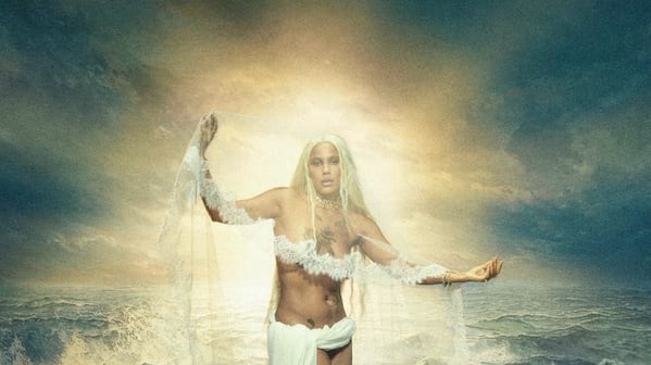 Tokischa lanza su primer disco.