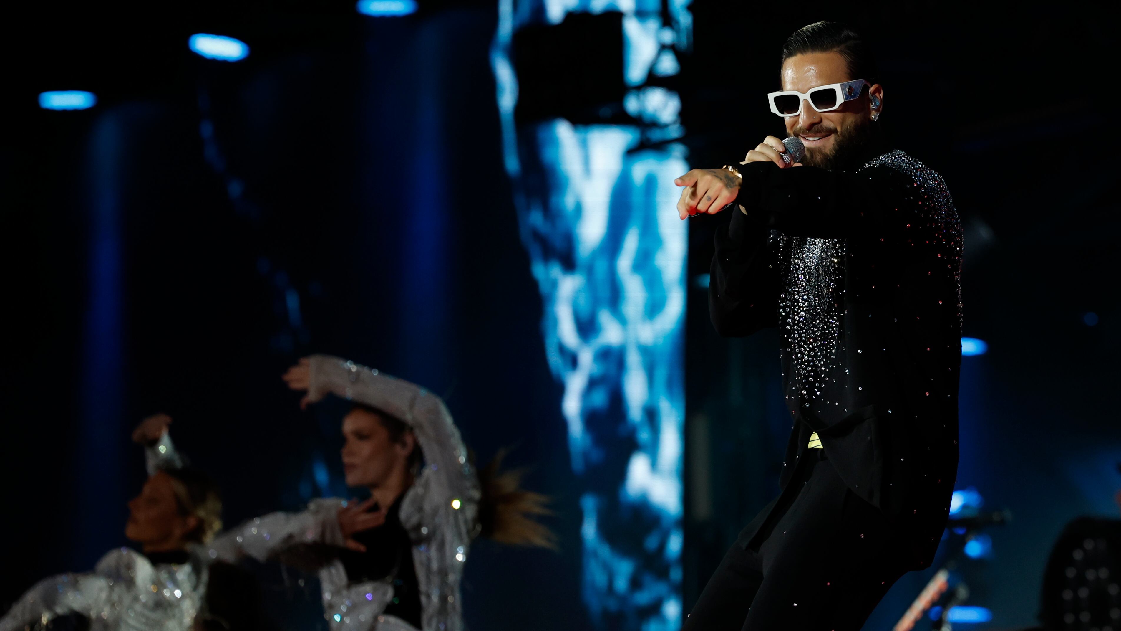 Maluma durante su actuación este sábado en la inauguración del 'FIFA Fan Festival' de Doha